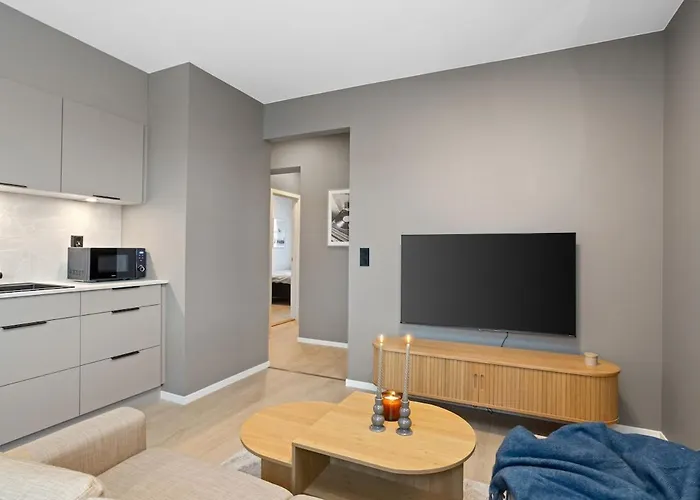 4 Bedroom Penthouse Appartment, Right On The Mainstreet Apartamento *
