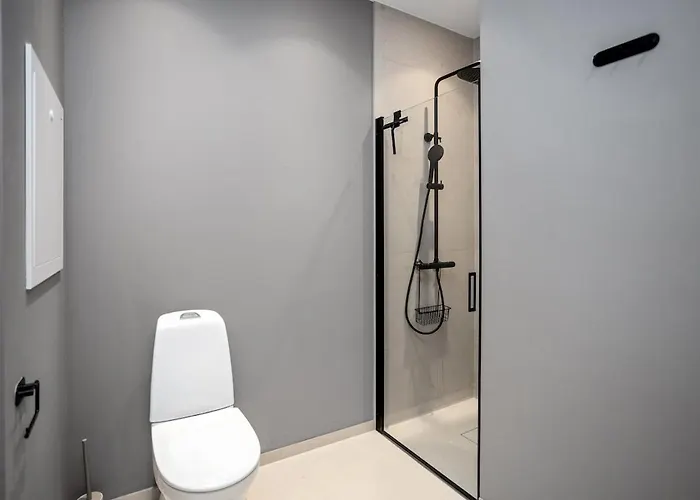 4 Bedroom Penthouse Appartment, Right On The Mainstreet