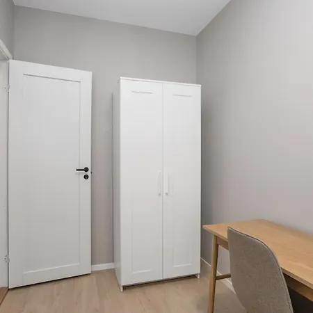 公寓 4 Bedroom Penthouse Appartment, Right On The Mainstreet 康斯博